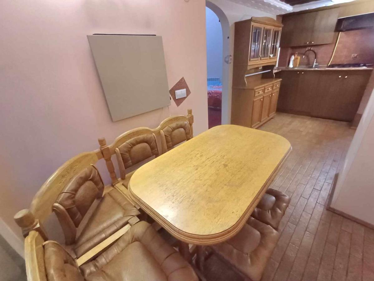 2-Х Рівнева Квартира В Центрі Університет Франка З Парковкою Lviv Extérieur photo