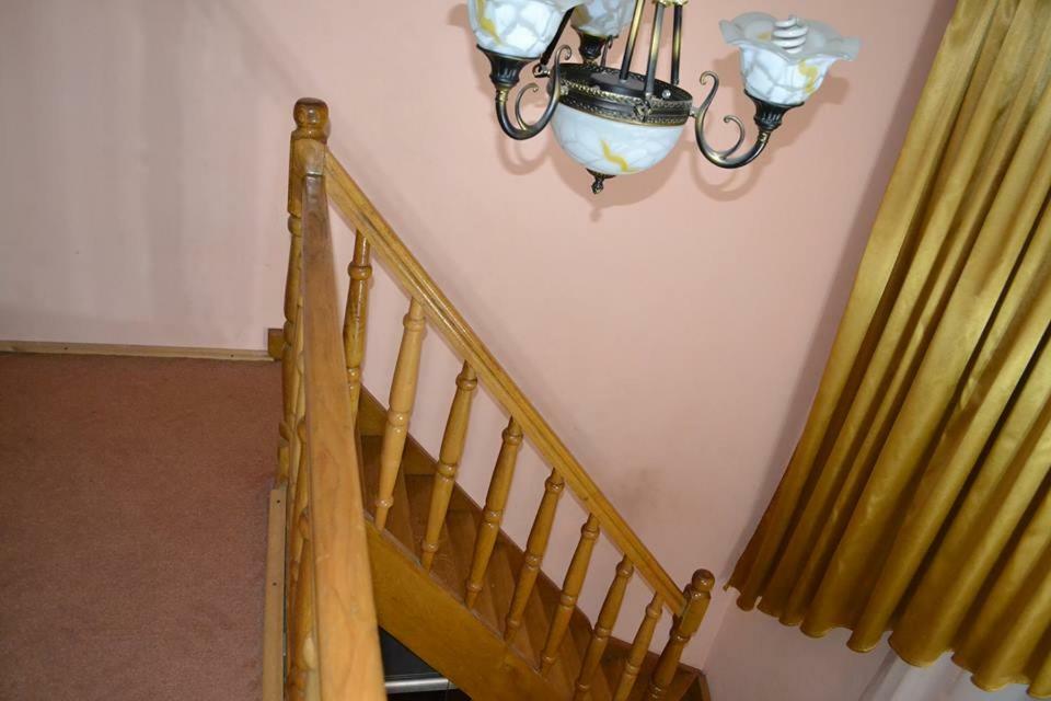 2-Х Рівнева Квартира В Центрі Університет Франка З Парковкою Lviv Extérieur photo