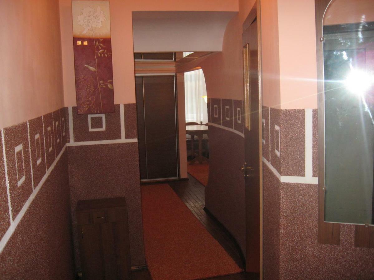 2-Х Рівнева Квартира В Центрі Університет Франка З Парковкою Lviv Extérieur photo